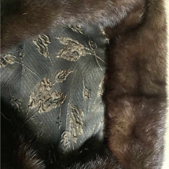 Vintage Genuine fur ( mink? ) jacket .  Small? - Picture 8 of 12